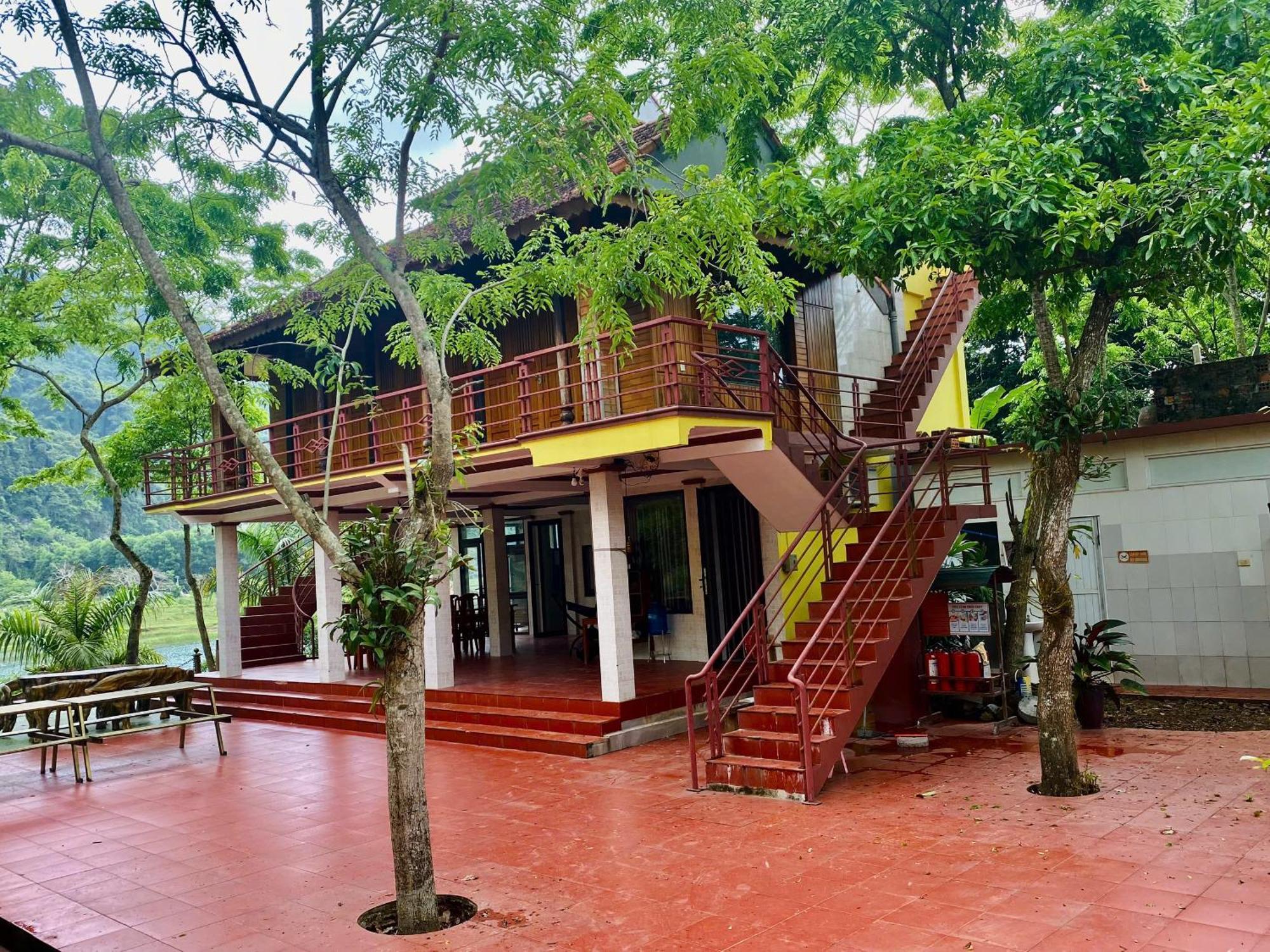 Ho Khanh'S Homestay フォンニャ エクステリア 写真